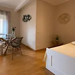 Nelia 4*